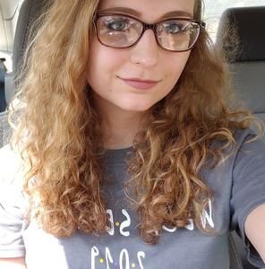 Meet your Posher, Katelyn